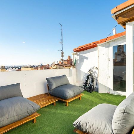 Atico Con Terraza En Lavapies Alquiler Temporal Daire Madrid Dış mekan fotoğraf